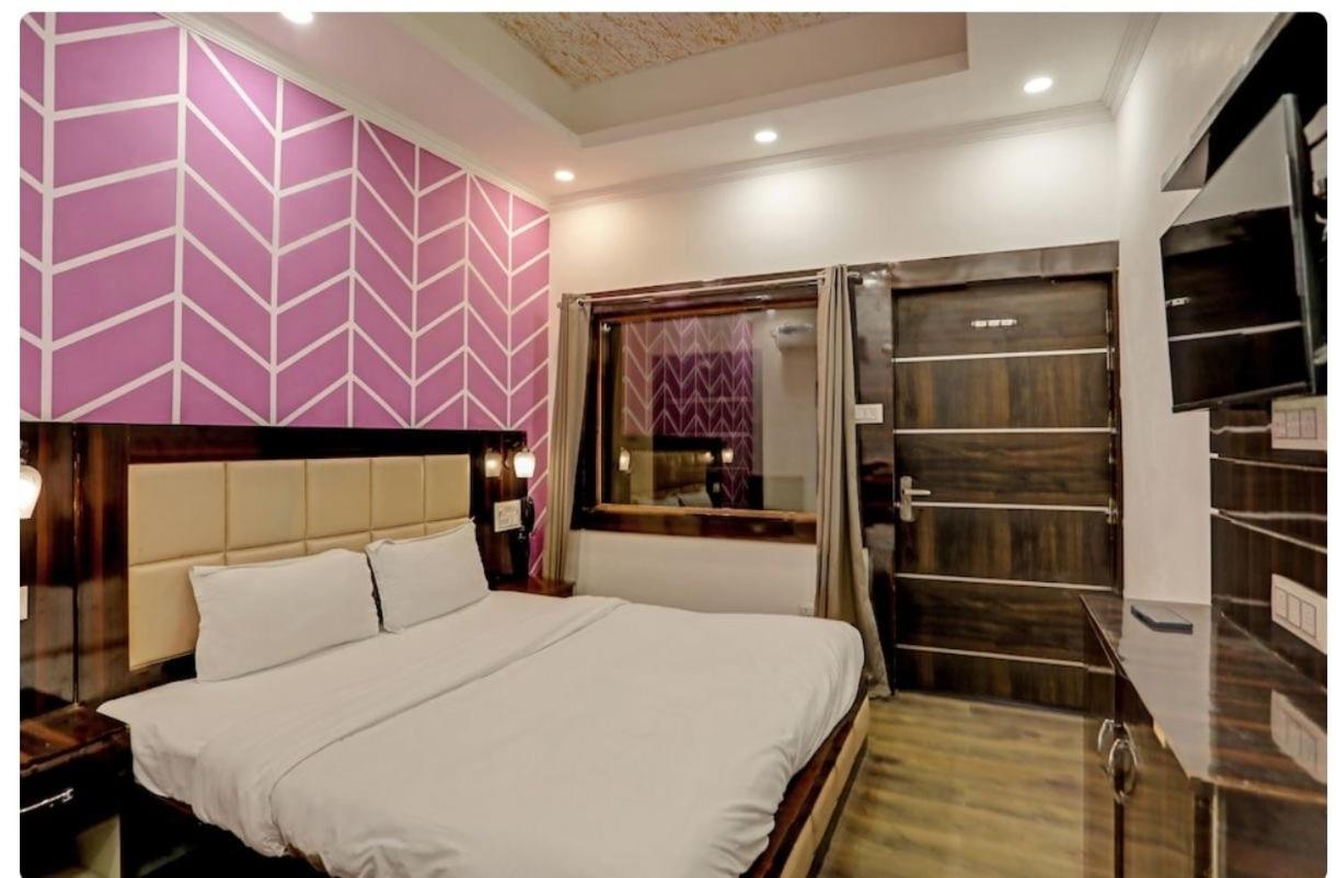 Madpackers Khajuraho Hostel Bagian luar foto
